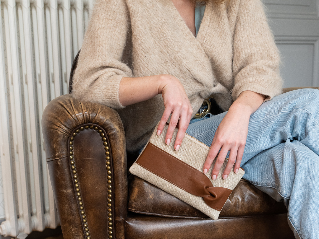 La Pochette Universelle | Chanvre écru & Cuir