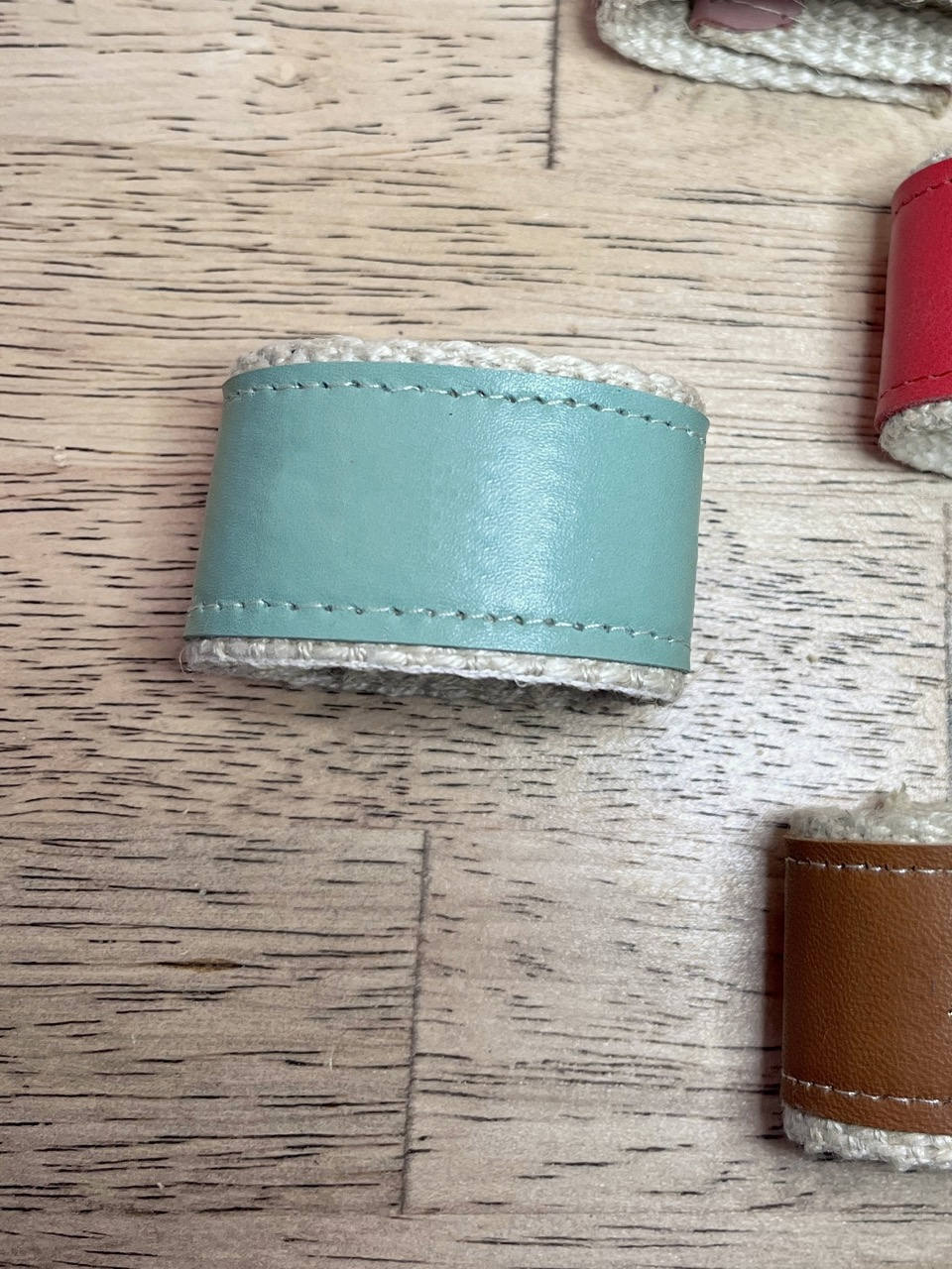 Rond de serviettes en cuir vierge
