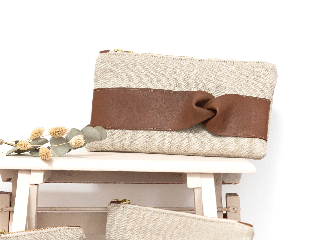 Pochette en chanvre et cuir
