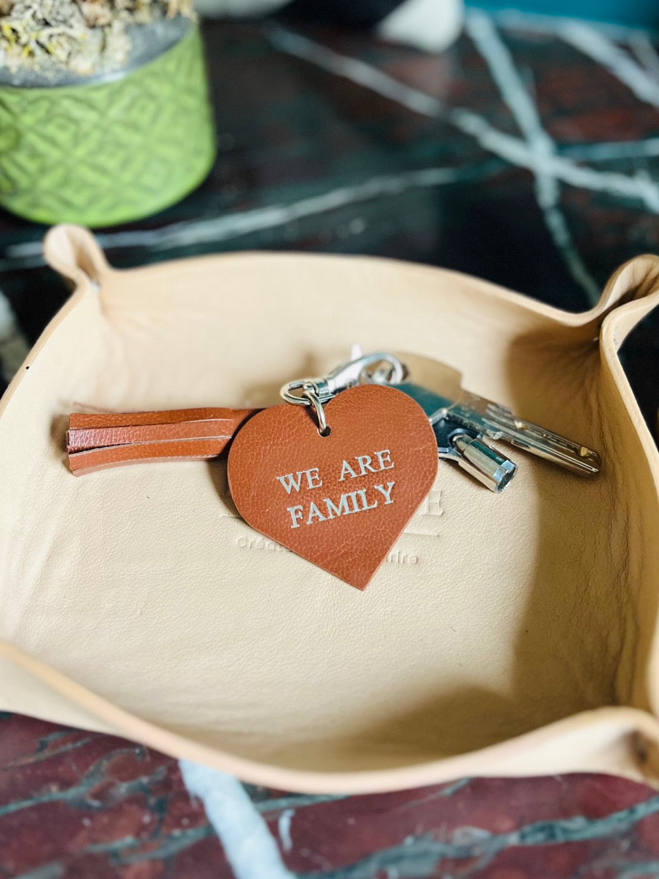 Porte-clés cuir coeur personnalisable