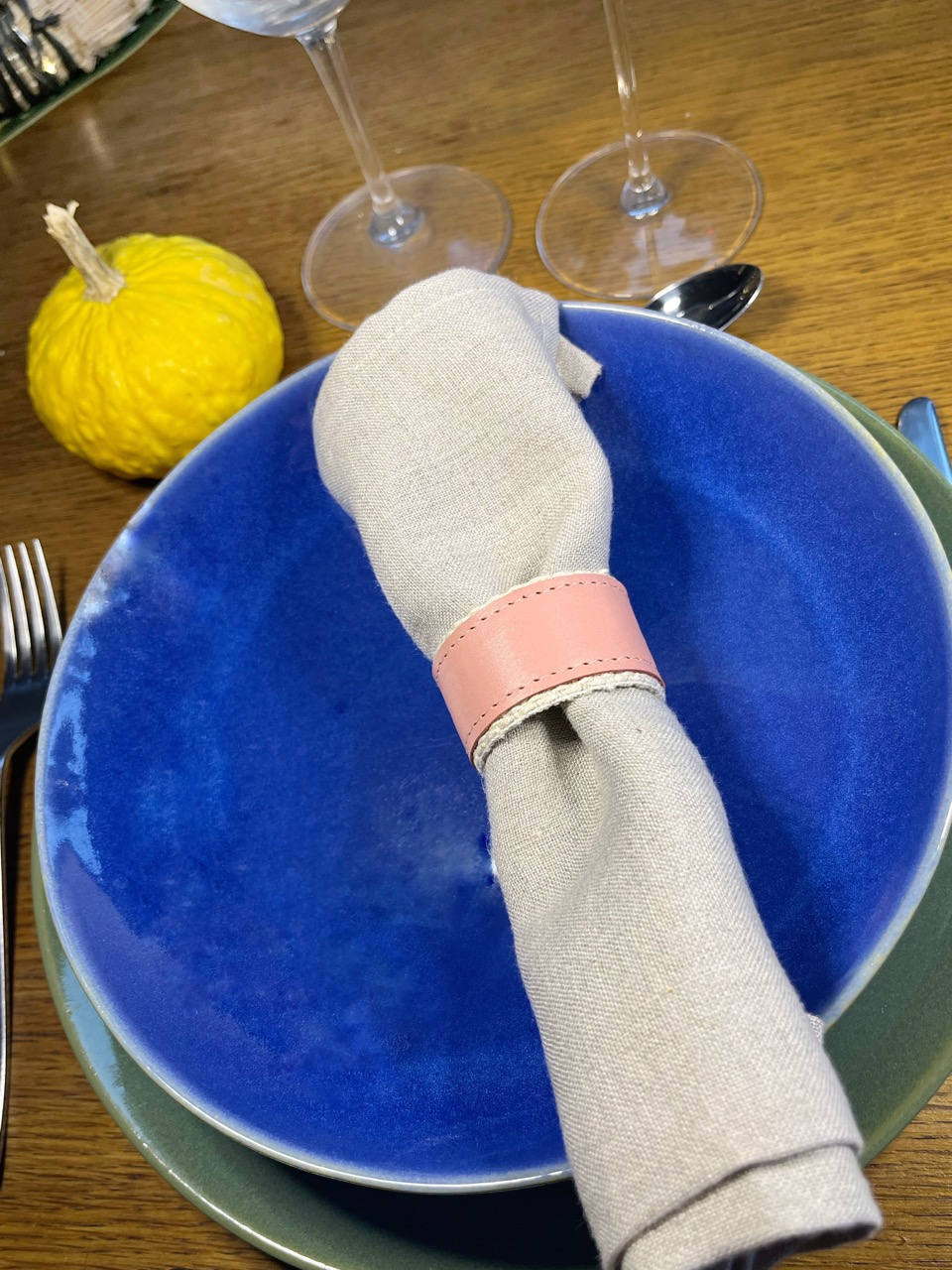 Rond de serviette en cuir vierge