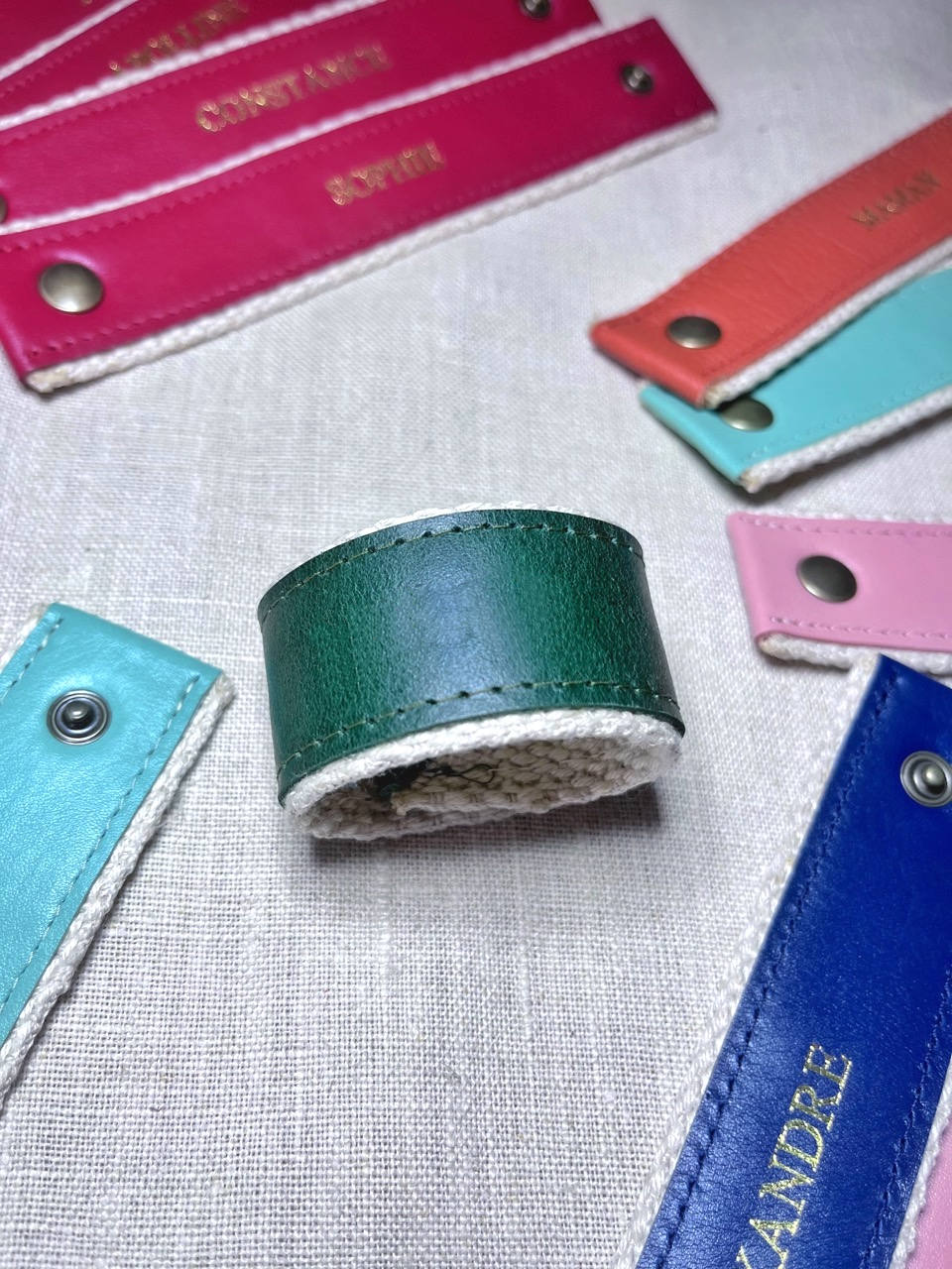 Rond de serviette en cuir vierge